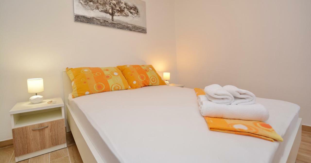 Apartmani Cesarec Basina Extérieur photo