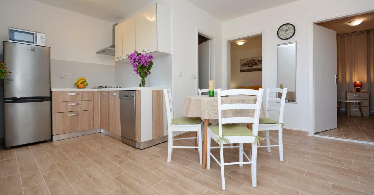 Apartmani Cesarec Basina Extérieur photo