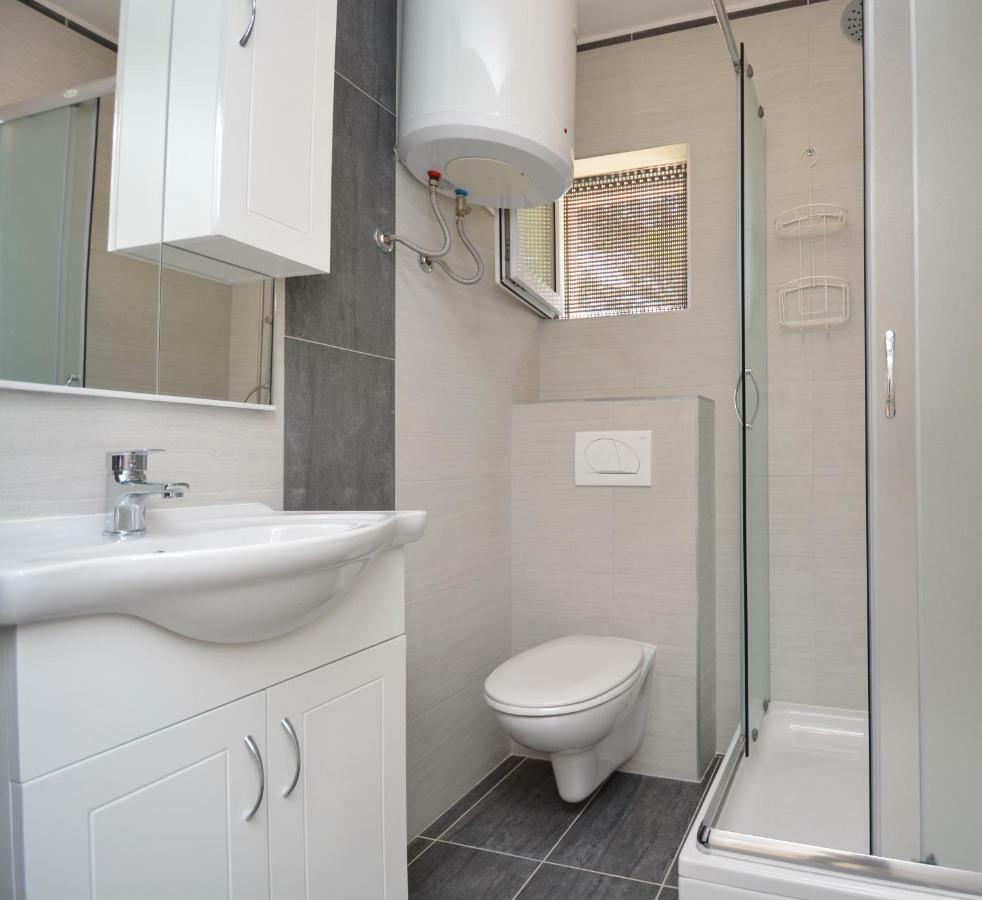 Apartmani Cesarec Basina Extérieur photo